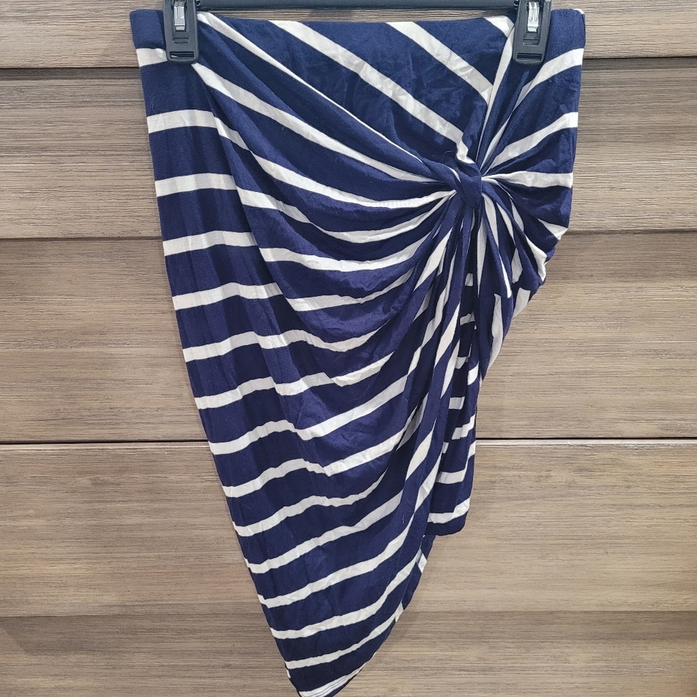 Asymmetrical Knot Skirt